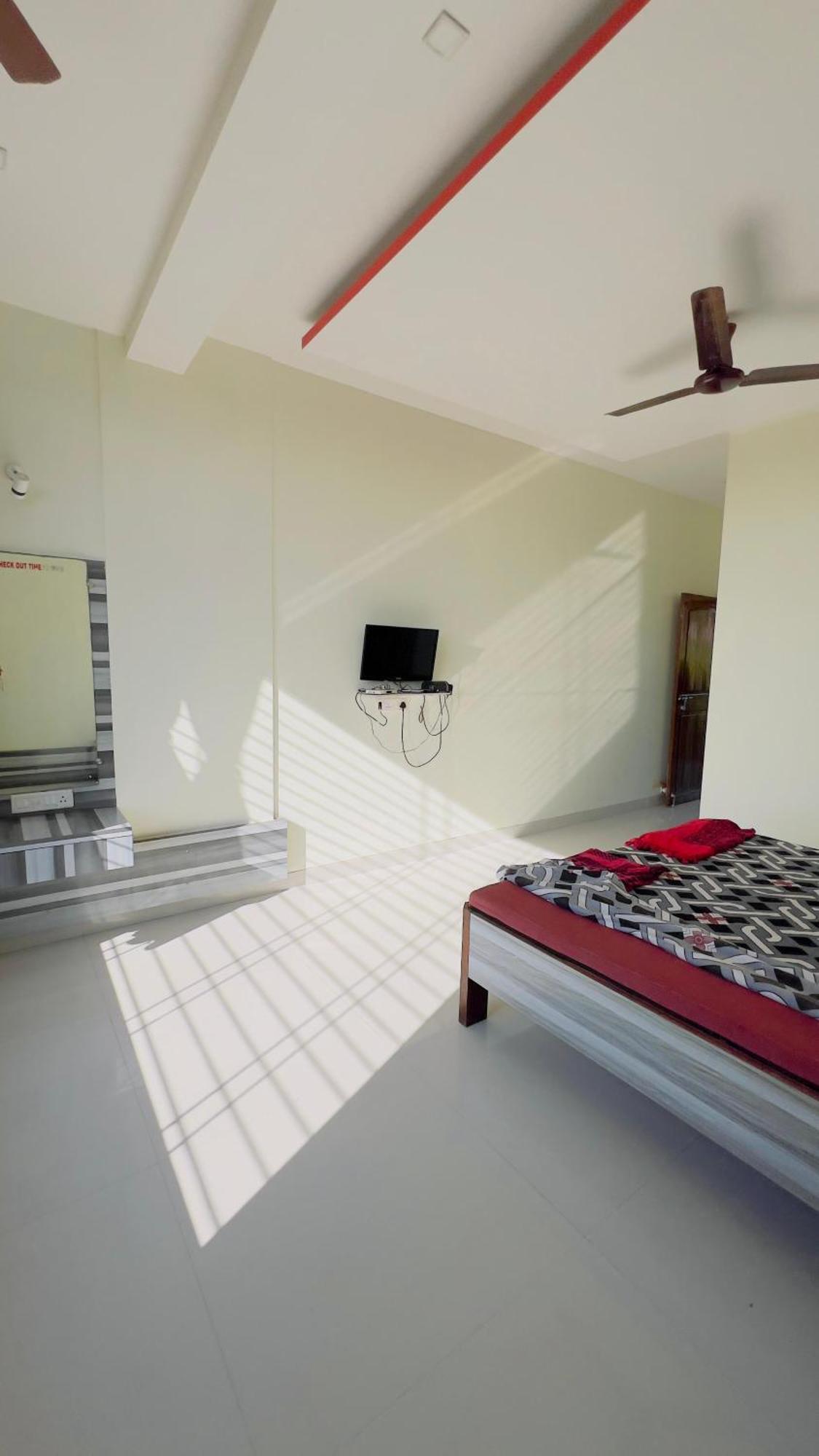 Shreyas Guest House - Tatkare Villa Kashid Экстерьер фото